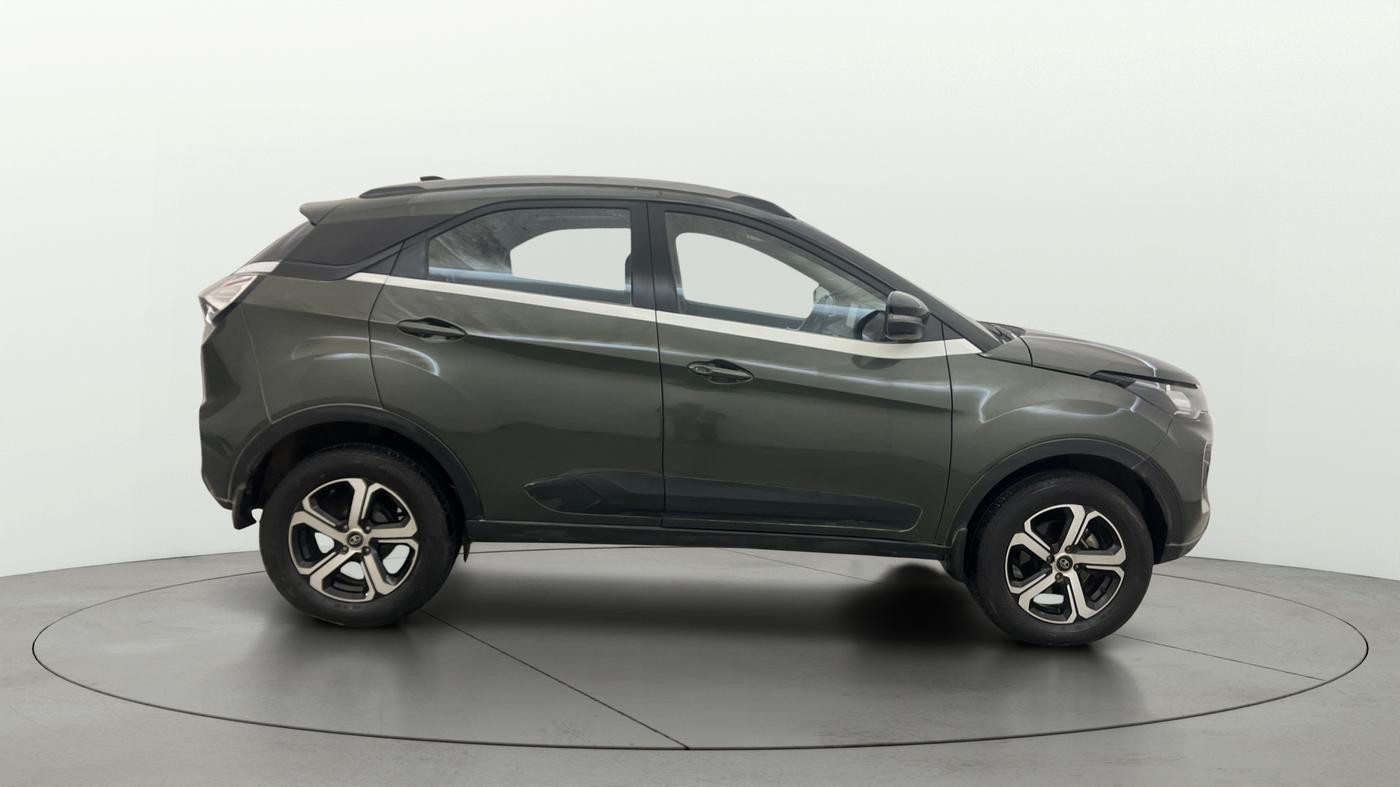 2021 Tata NEXON XZ PLUS (O) PETROL, Petrol, Manual, 27,417 km, Right Side View