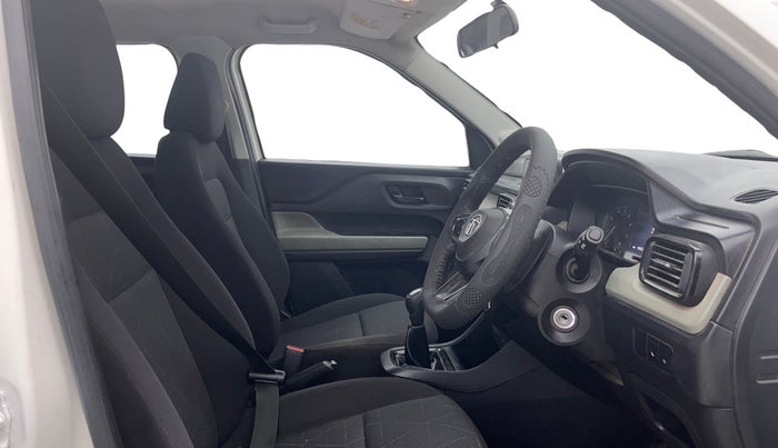 2023 Tata PUNCH ADVENTURE MT, Petrol, Manual, 45,998 km, Right Side Front Door Cabin