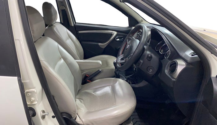 2021 Renault Duster RXZ 1.5 PETROL MT, Petrol, Manual, 56,435 km, Right Side Front Door Cabin