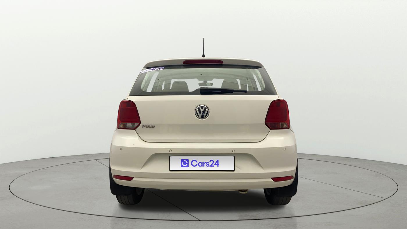 2016 Volkswagen Polo HIGHLINE1.2L, Petrol, Manual, 61,619 km, Back/Rear