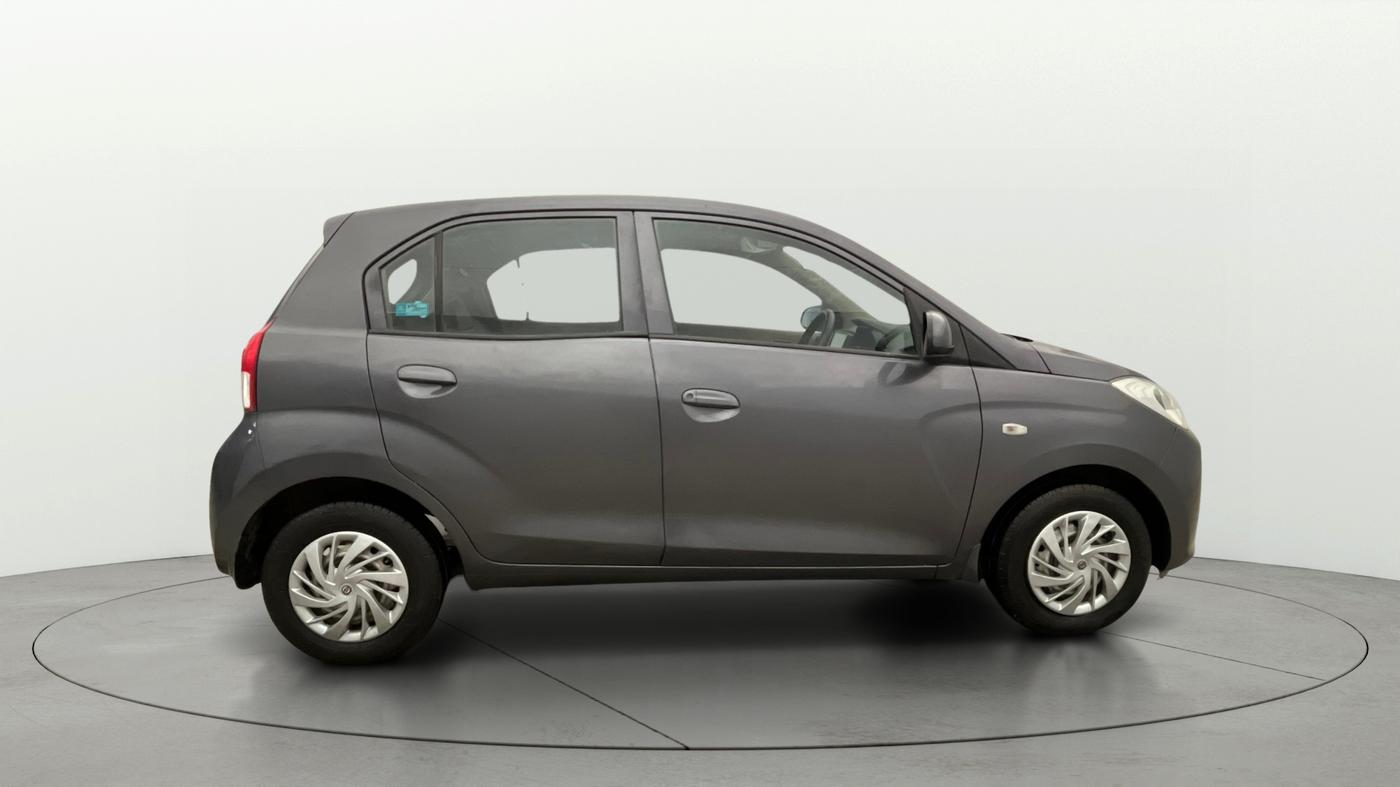 2019 Hyundai NEW SANTRO MAGNA, Petrol, Manual, 85,055 km, Right Side View