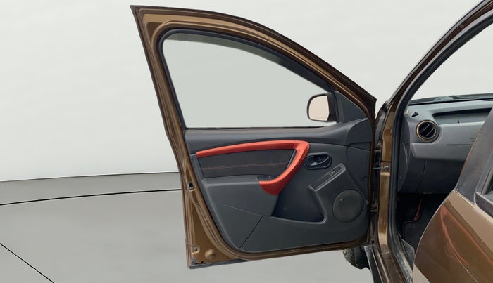 2016 Renault Duster 85 PS RXS MT DIESEL, Diesel, Manual, 78,448 km, LHS Front Door