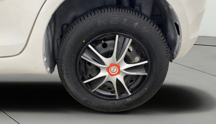 2015 Maruti Swift VDI, Diesel, Manual, 1,08,906 km, Left Rear Wheel