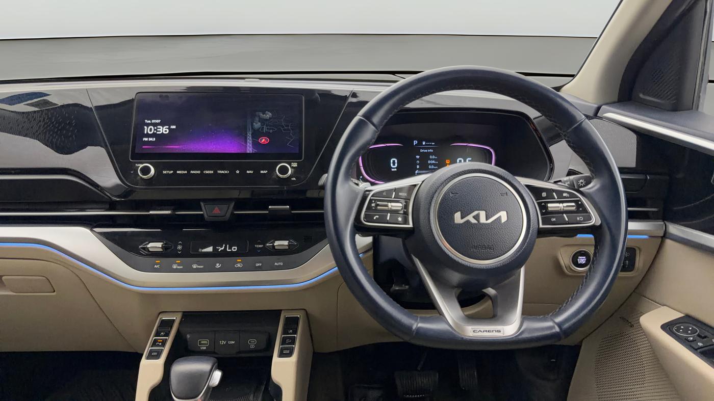 2023 KIA CARENS LUXURY PLUS 1.5 TURBO PETROL DCT 7 STR, Petrol, Automatic, 20,601 km, Steering Wheel Close Up