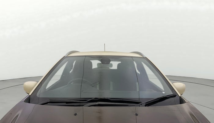 2018 Renault Captur RXT PETROL DUAL TONE, Petrol, Manual, 60,975 km, Front Windshield