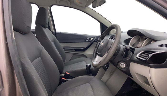 2017 Tata Tiago XZ PETROL, Petrol, Manual, 66,156 km, Right Side Front Door Cabin