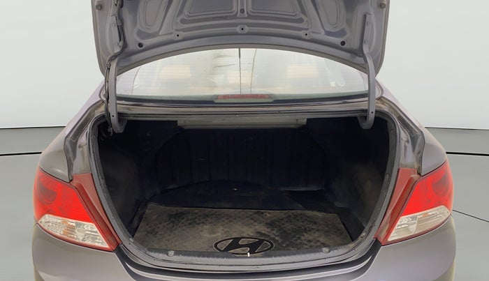 2013 Hyundai Verna FLUIDIC 1.6 VTVT SX, Petrol, Manual, 55,937 km, Boot Open Zoomed View