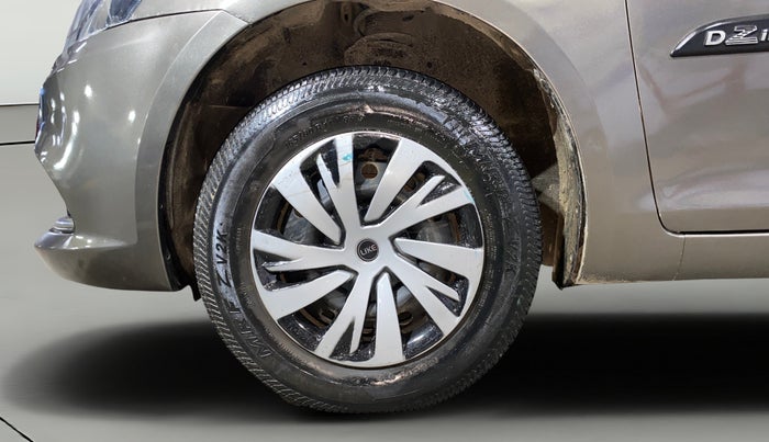 2015 Maruti Swift VXI, Petrol, Manual, 48,444 km, Left Front Wheel