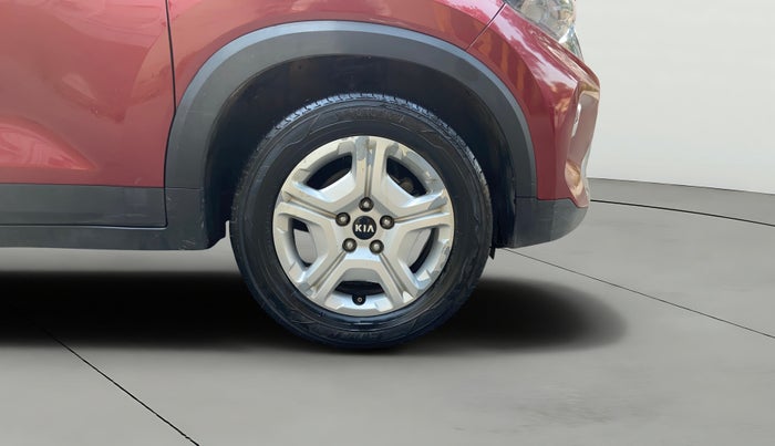 2021 KIA SONET HTK PLUS 1.5 AT, Diesel, Automatic, 94,136 km, Right Front Wheel