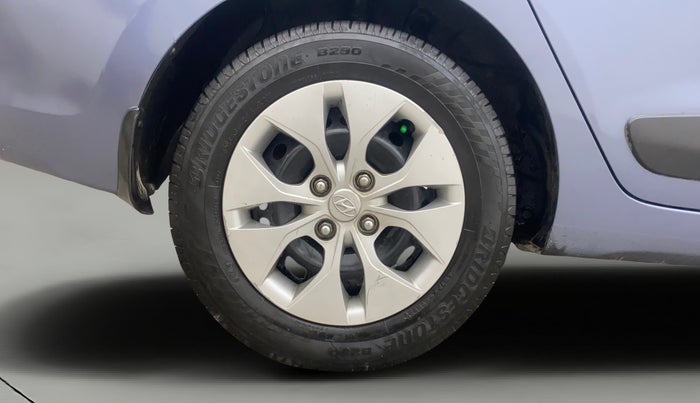 2016 Hyundai Xcent S 1.2, Petrol, Manual, 77,541 km, Right Rear Wheel