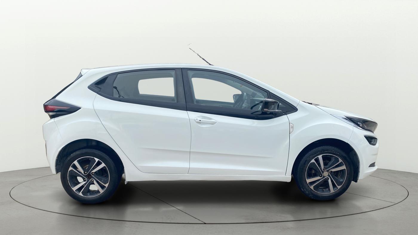 2022 Tata ALTROZ XZ PETROL, Petrol, Manual, 67,032 km, Right Side View