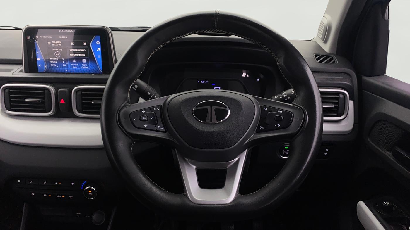 2024 Tata PUNCH Accomplished Dazzle Sunroof, Petrol, Manual, 27,374 km, Steering Wheel Close Up