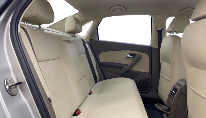 2015 Skoda Rapid 1.5 TDI CR ELEGANCE PLUS AT, Diesel, Automatic, 1,07,021 km, Right Side Rear Door Cabin