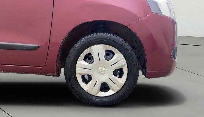 2012 Maruti Wagon R 1.0 VXI, Petrol, Manual, 32,109 km, Right Front Wheel