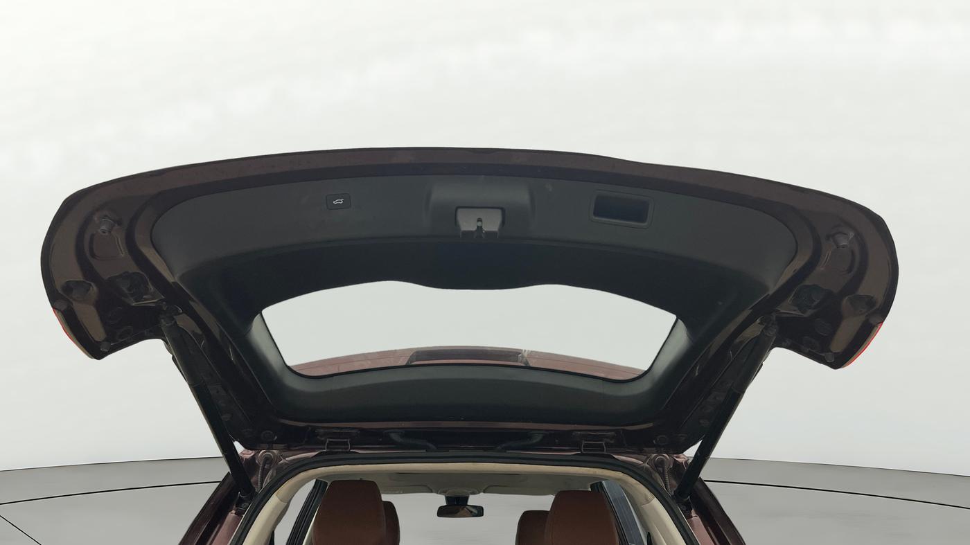 2021 MG HECTOR PLUS SHARP 1.5 PETROL TURBO DCT 6-STR, Petrol, Automatic, 88,872 km, Boot Door Open