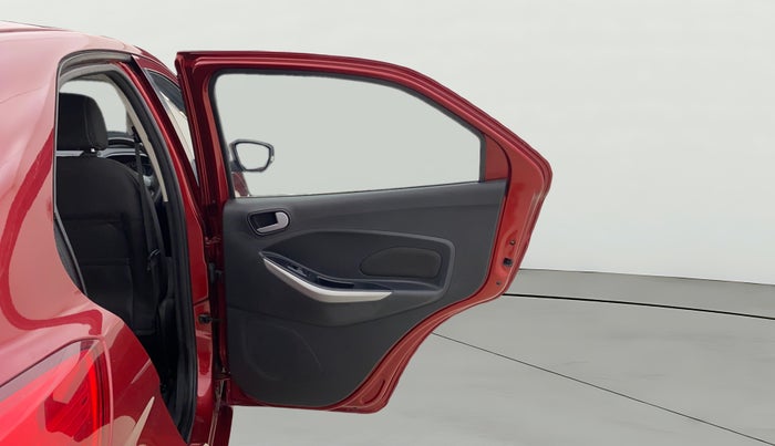 2016 Ford New Figo TITANIUM 1.2 PETROL MT, Petrol, Manual, 28,837 km, RHS Rear Door