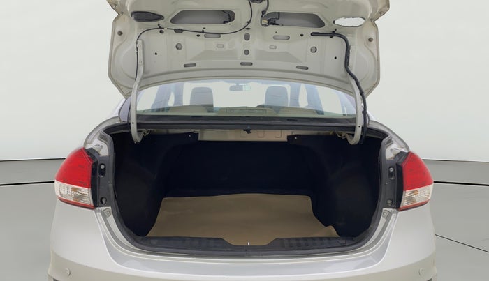 2016 Maruti Ciaz VDI+ SHVS, Diesel, Manual, 84,075 km, Boot Open Zoomed View