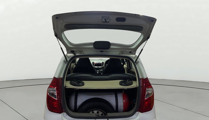 2013 Hyundai i10 ERA 1.1, CNG, Manual, 88,624 km, Boot Door Open