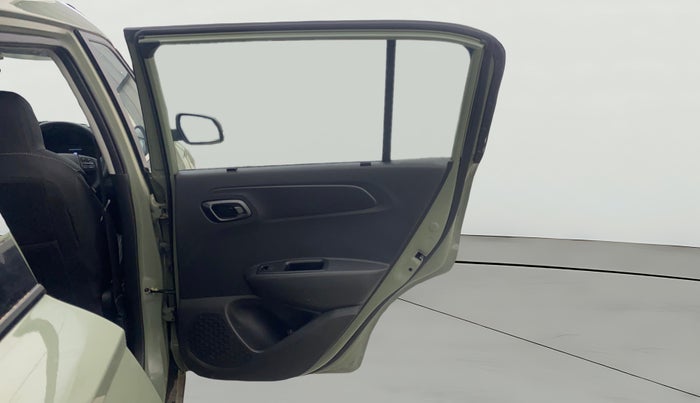 2024 Hyundai EXTER SX(O) 1.2 AMT, Petrol, Automatic, 5,824 km, RHS Rear Door