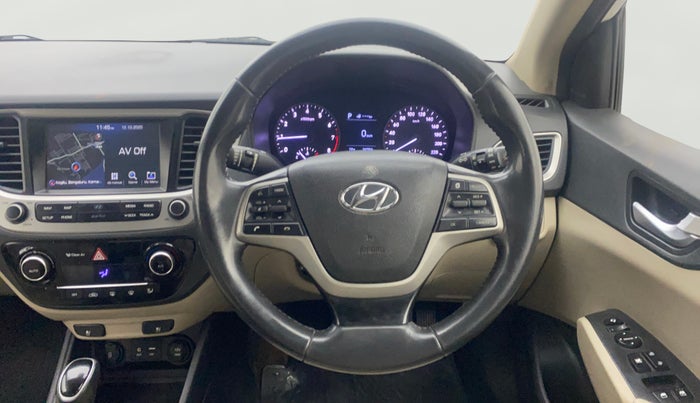 2017 Hyundai Verna 1.6 VTVT SX (O) AT, Petrol, Automatic, 39,750 km, Steering Wheel Close Up
