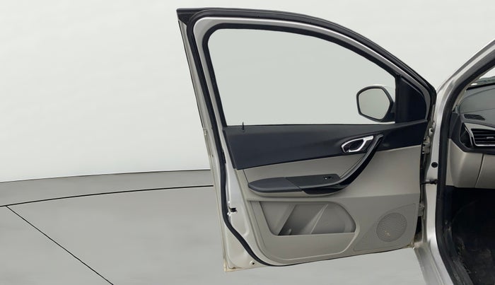 2017 Tata Tiago XZA PETROL, Petrol, Automatic, 77,082 km, LHS Front Door