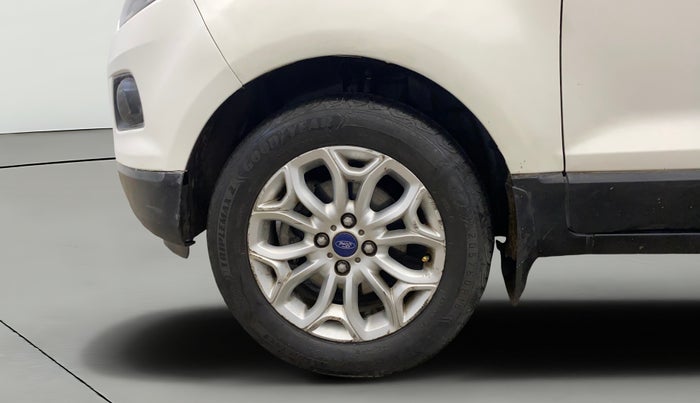 2014 Ford Ecosport TITANIUM 1.5L PETROL AT, Petrol, Automatic, 74,880 km, Left Front Wheel