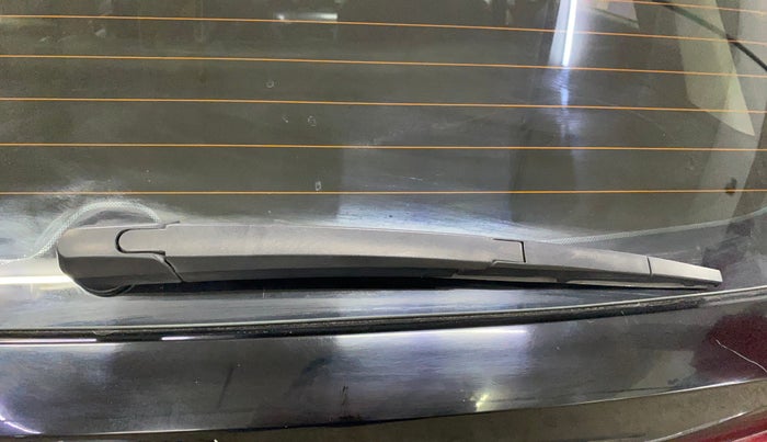 2023 Hyundai NEW I20 ASTA 1.2 MT, Petrol, Manual, 43,230 km, Rear Wiper