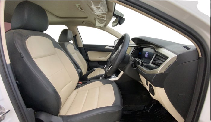 2023 Volkswagen VIRTUS TOPLINE TSI 1.0 MT, Petrol, Manual, 41,340 km, Right Side Front Door Cabin