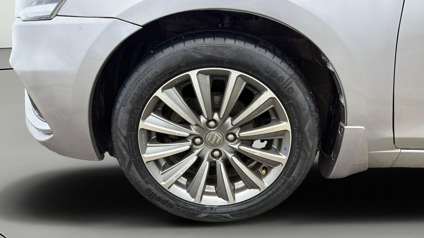 2020 Maruti Ciaz ALPHA 1.5 SHVS PETROL, Petrol, Manual, 81,045 km, Left Front Wheel
