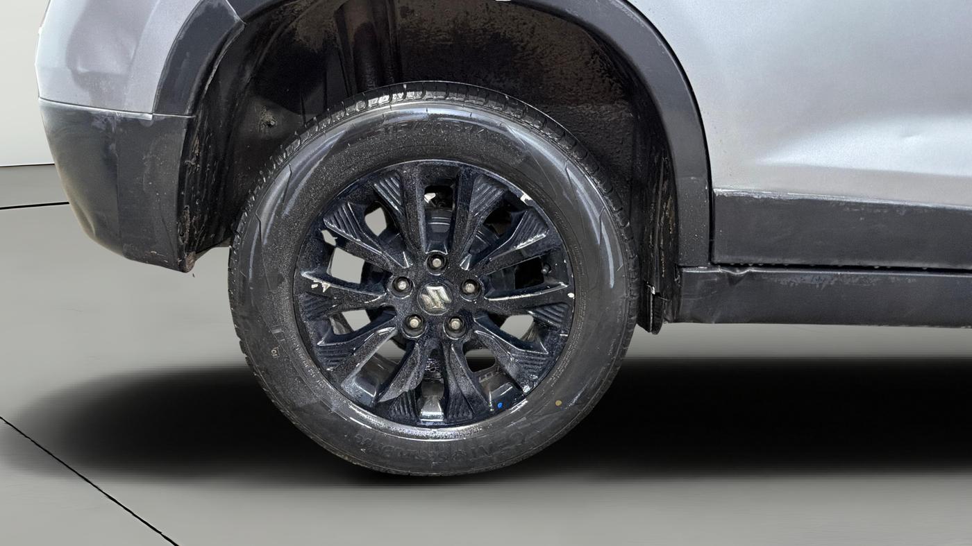 2022 Maruti Vitara Brezza ZXI, Petrol, Manual, 65,753 km, Right Rear Wheel
