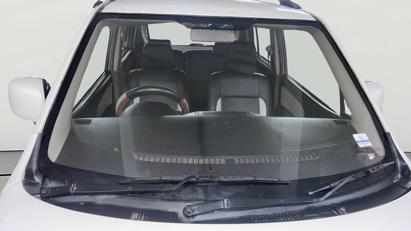 2013 Maruti Wagon R 1.0 VXI, Petrol, Manual, 34,722 km, Front Windshield
