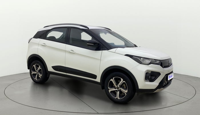 2022 Tata NEXON XZA PLUS DIESEL, Diesel, Automatic, 1,00,079 km, Right Front Diagonal