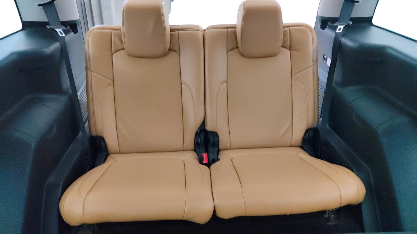 2017 Tata Hexa XTA 4X2 7 STR, Diesel, Automatic, 94,055 km, Third Seat Row ( optional )