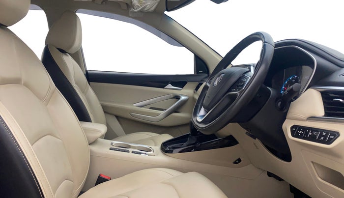 2022 MG HECTOR SHARP 1.5 PETROL CVT, Petrol, Automatic, 24,061 km, Right Side Front Door Cabin