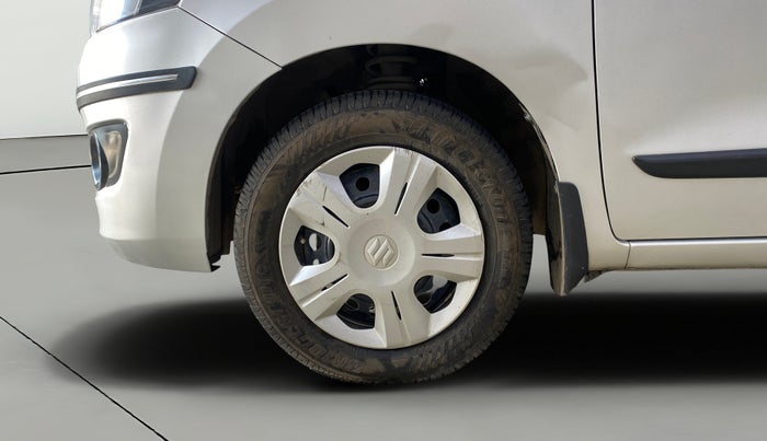 2014 Maruti Wagon R 1.0 VXI, Petrol, Manual, 37,808 km, Left Front Wheel