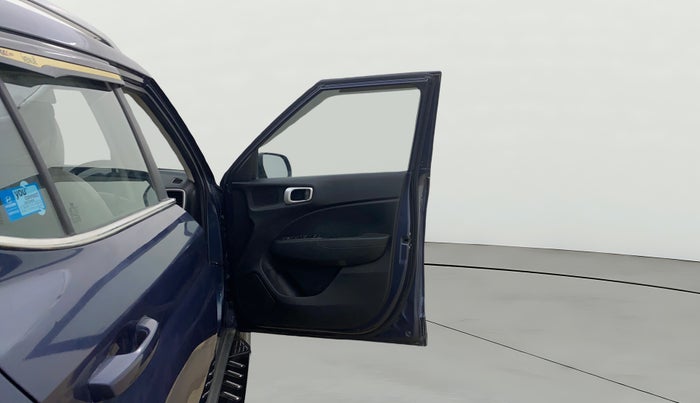 2020 Hyundai VENUE SX 1.0 TURBO, Petrol, Manual, 60,493 km, RHS Front Door