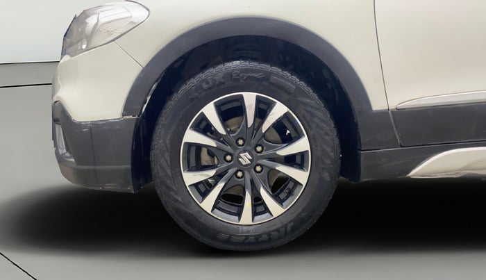 2022 Maruti S Cross ZETA 1.5, Petrol, Manual, 89,654 km, Left Front Wheel