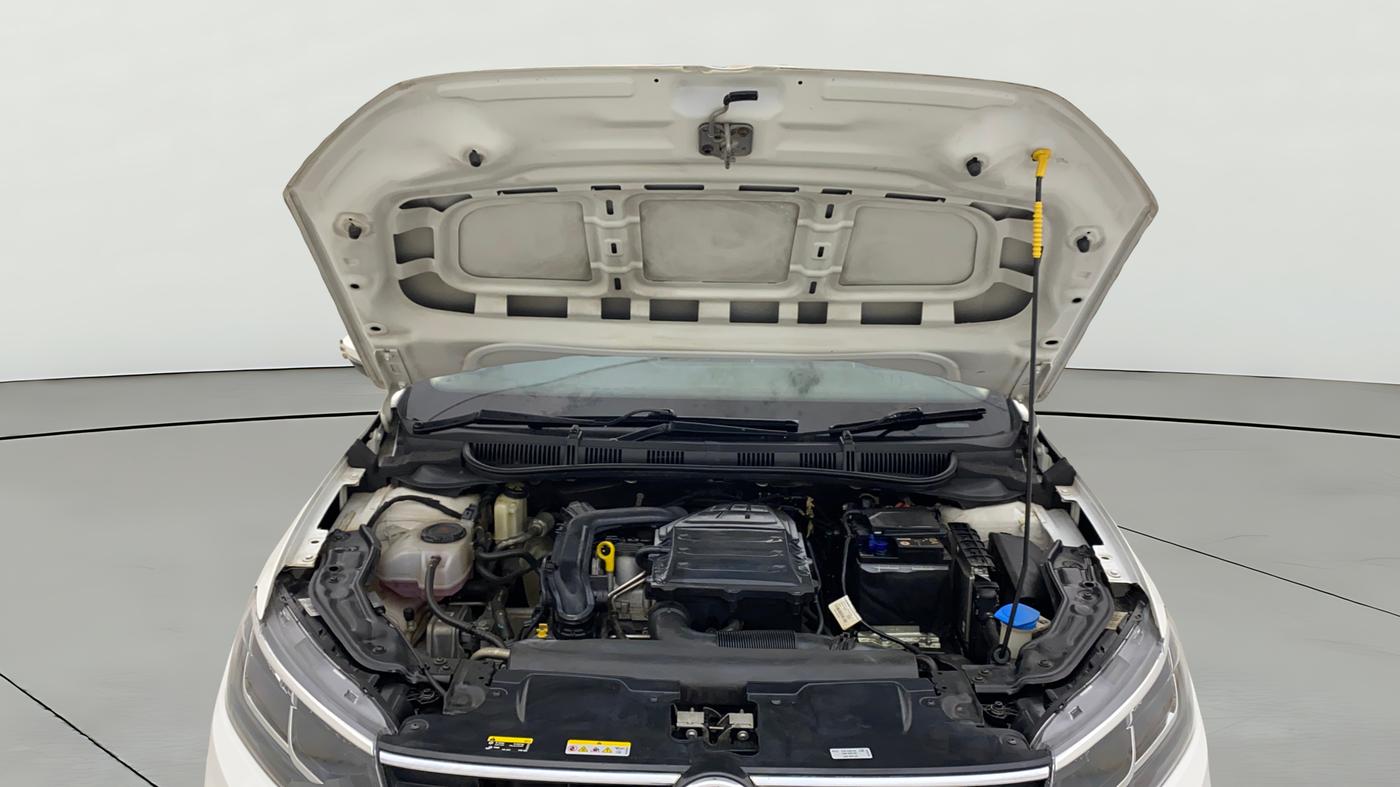 2022 Volkswagen VIRTUS HIGHLINE TSI 1.0 AT, Petrol, Automatic, 65,564 km, Open Bonet