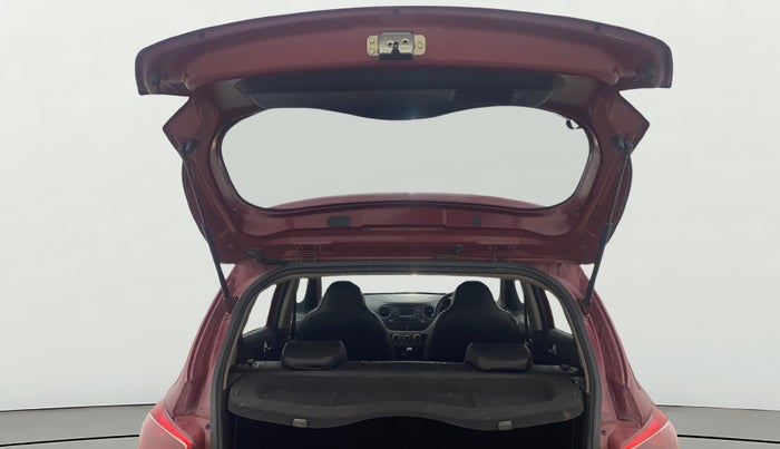 2015 Hyundai Grand i10 ASTA AT 1.2 KAPPA VTVT, Petrol, Automatic, 50,222 km, Boot Door Open