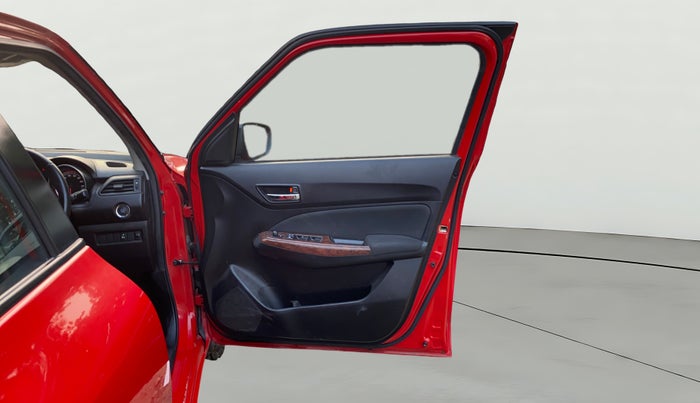 2018 Maruti Swift ZXI, Petrol, Manual, 34,215 km, RHS Front Door