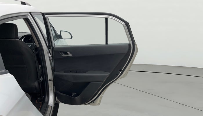 2016 Hyundai Creta SX PLUS 1.6 PETROL, Petrol, Manual, 94,638 km, RHS Rear Door