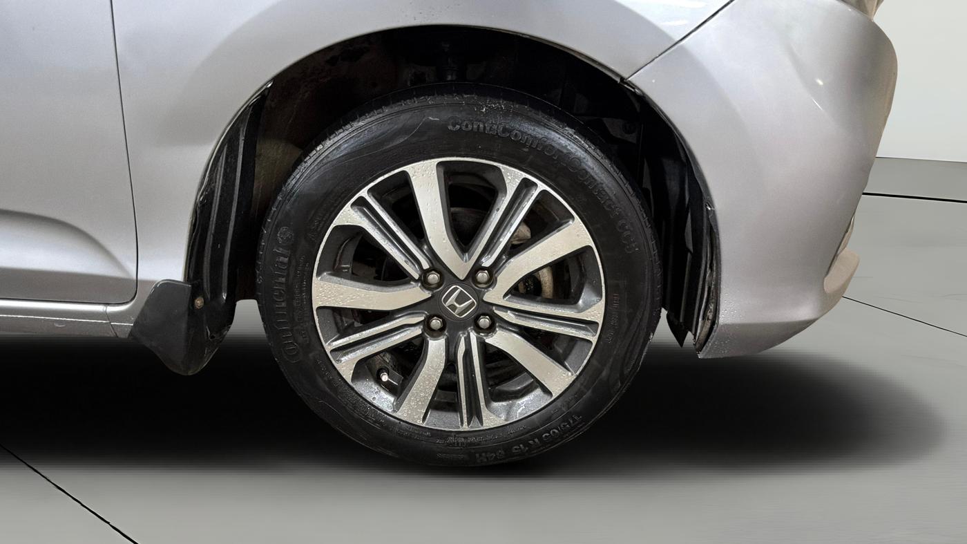 2022 Honda Amaze 1.2L I-VTEC VX CVT, Petrol, Automatic, 42,313 km, Right Front Wheel