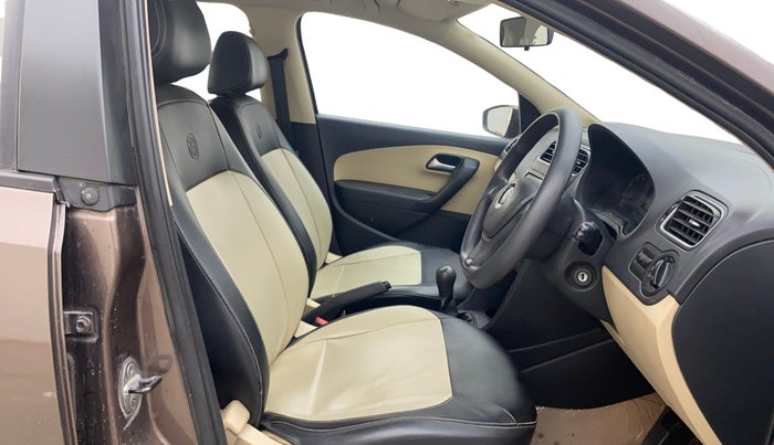 2016 Volkswagen Ameo TRENDLINE 1.2L, Petrol, Manual, 58,326 km, Right Side Front Door Cabin