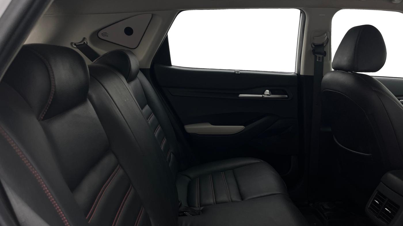 2023 KIA SELTOS HTK PLUS 1.5 DIESEL IMT, Diesel, Manual, 39,378 km, Right Side Rear Door Cabin