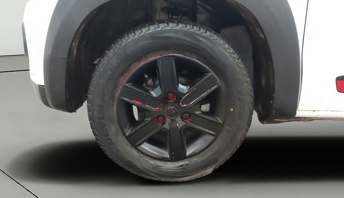 2017 Renault Kwid RXT 02 Anniversary Edition, Petrol, Manual, 90,044 km, Left Front Wheel