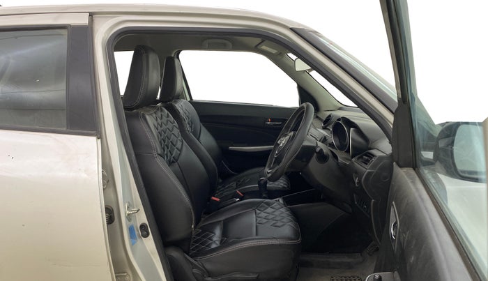 2018 Maruti Swift ZXI, Petrol, Manual, 69,486 km, Right Side Front Door Cabin