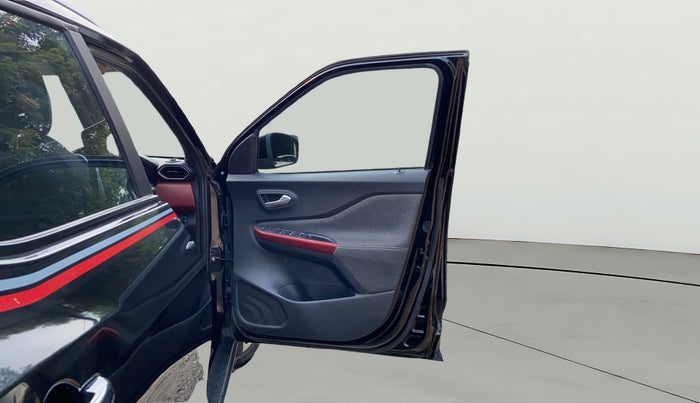 2022 Nissan MAGNITE XV RED EDITION, Petrol, Manual, 15,243 km, RHS Front Door