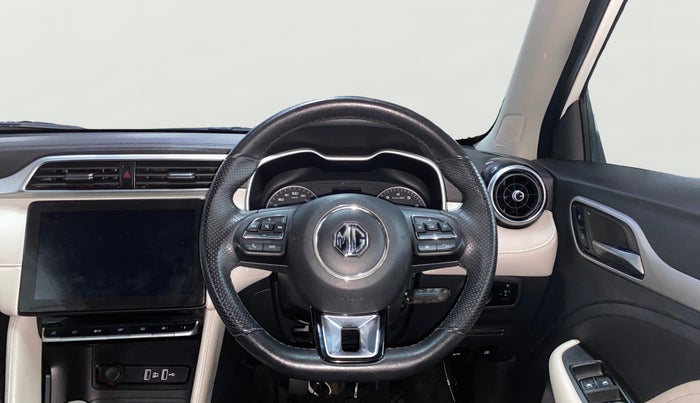 2022 MG ASTOR SUPER EX 1.5 MT, Petrol, Manual, 15,560 km, Steering Wheel Close Up