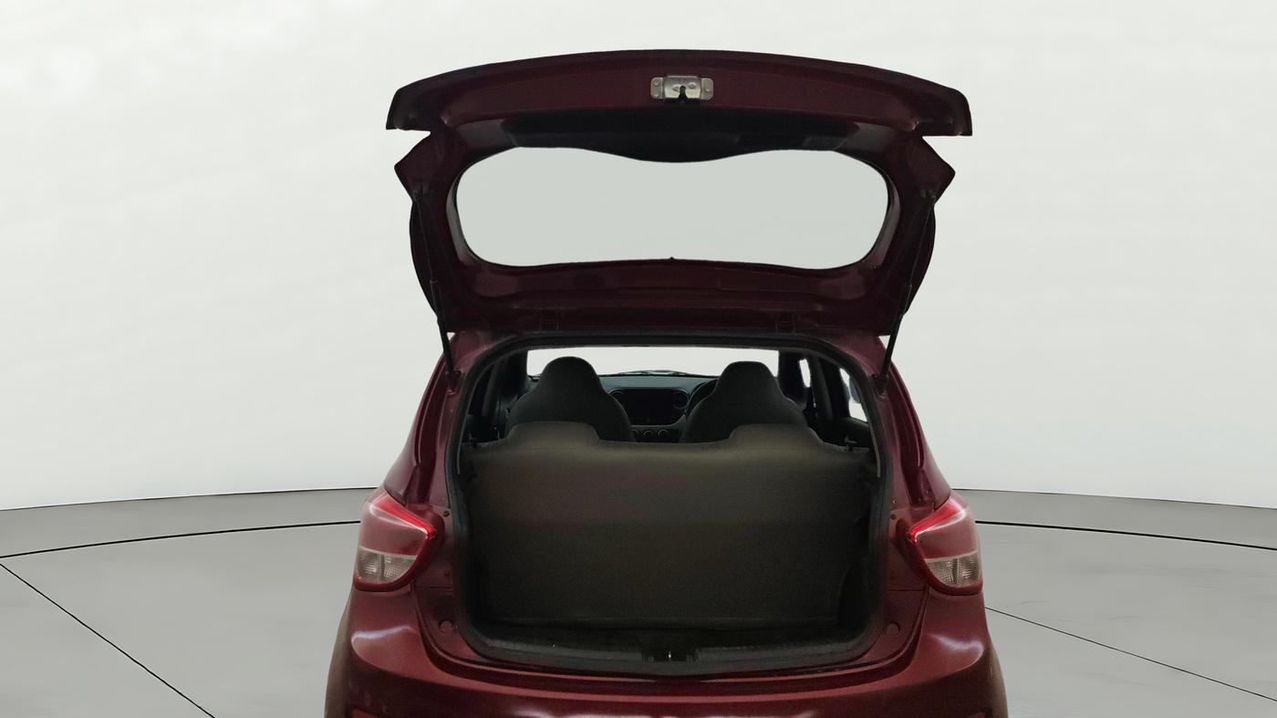 2013 Hyundai Grand i10 SPORTZ 1.2 KAPPA VTVT, Petrol, Manual, 1,17,049 km, Boot Door Open