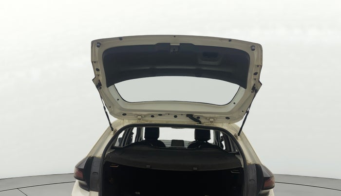 2020 Tata ALTROZ XT PETROL, Petrol, Manual, 68,720 km, Boot Door Open